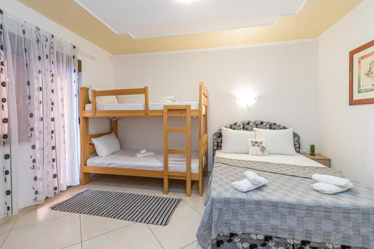 Genoa Rooms Пореч Экстерьер фото